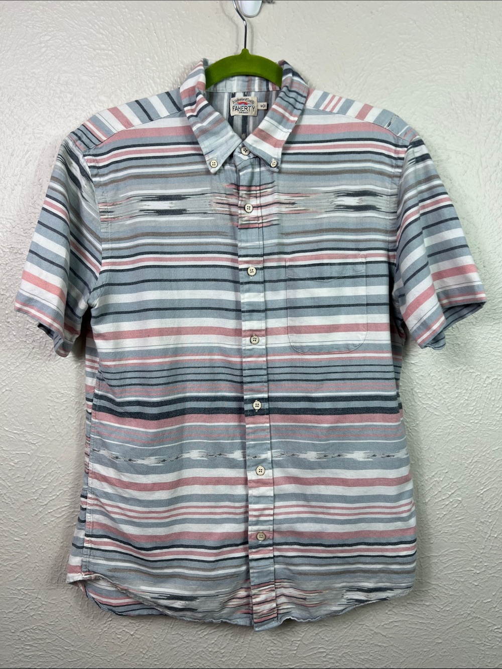 Faherty Pink Gray White Stripe Short Sleeve Shirt Medium